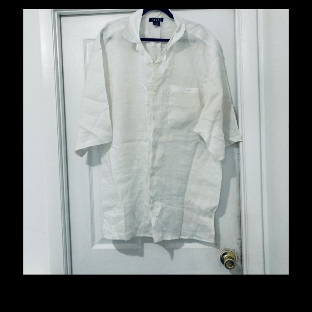 Classic White Men’s Linen Shirt